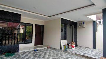 Gambar 2 Rumah baru minimalis modern 2 lantai di Melati Mas