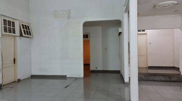 Gambar 2 Rumah 2 Lantai Butuh Renovasi Unfurnished SHM di Cipete , Jakarta Selatan