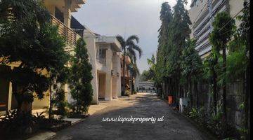 Gambar 2 Rumah 2 Lantai Dalam Town House Private Pool Kemang Jakarta Selatan 