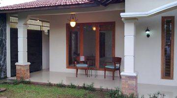 tampak depan rumah bagus siap huni di