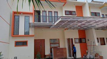 tampak depan rumah bagus siap huni  dlm