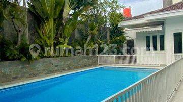 Gambar 3 Luxury House In Compound Close To France School At Cipete