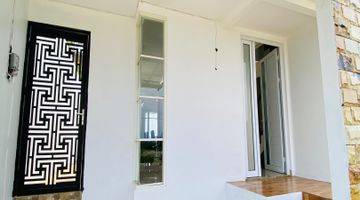 Gambar 2 Rumah Exclusive Siap Huni Yang Elegant Dan Strategis Rumah Semi Furnished SHM - Sertifikat Hak Milik di Jaln Raya Malya Karangploso Malang, Karangploso Baru