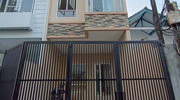 tampak depan rumah minimalis modern siap huni