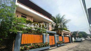 Gambar 2 Rumah Cantik Modern Di Batu Indah Buah Batu