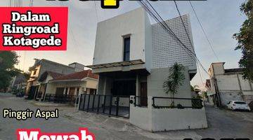 Gambar 1 Rumah Siap Huni Semi Full Furnish Selatan Stipram Yogyakarta