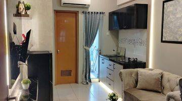 Gambar 4 Jual apartemen Gunawangsa Manyar type 2br loby hotel