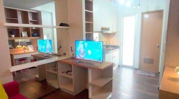 Gambar 3 Jual apartemen di Gunawangsa Manyar corner lantai rendah furnish