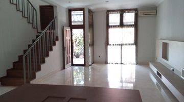 Gambar 5 Rumah Dijual Siaphuni Area Pondok Indah Jakarta Selatan