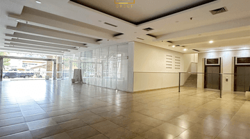 Gambar 3 Gedung Kantor Mewah Kemang 4 Lantai + Mezzanine Dan Basement, 2 Lift