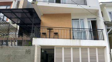 Gambar 1 Rumah di Grand valley residence 3 Lantai SHM full FURNISHED