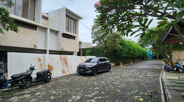 Gambar 5 DIJUAL AMPERA KEMANG TOWNHOUSE - MODERN TROPIS DESIGN