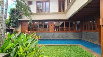 Gambar 2 Beautiful Tropical House In Cipete Jakarta Selatan