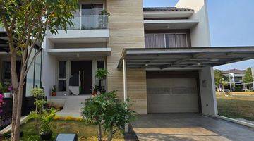 Gambar 1 Rumah Golf Island Pik 10x25 2,5lantai 4KT Semi Furnish Rapi Bagus