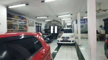 Gambar 3 Showroom 2 Lantai Di Pinggir Jalar Raya Pamulang Lokasi Strategis