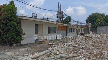 Gambar 2 Tanah di Jalan Raya Gatot subroto arah Serang 