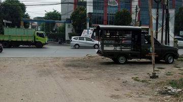 Gambar 5 Tanah Pinggir Jalan Raya Gatot Subroto