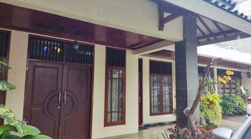 Gambar 2 Rumah Cantik di Serua Bintaro, 2 Lantai, SHM