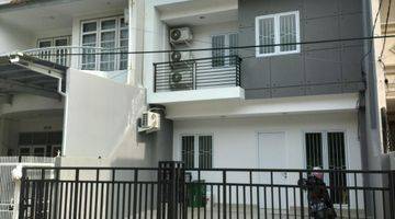 Gambar 1 Rumah Bagus Semi Furnished SHM di Citra Garden 3, Jakarta Barat