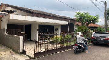 Gambar 1 Dijual Rumah Di Komplek Bekamin Surpati Terawat