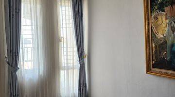 Gambar 2 Ip2792 Rumah Full Furnished Dalam Komplek di Tomang