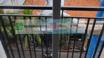 Gambar 4 Ip2946 Rumah Pinggir Jalan Dekat Sunrise Kedoya