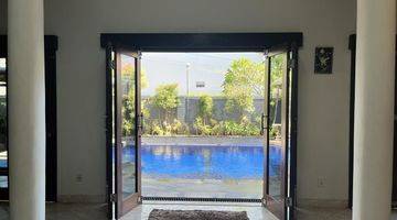 Gambar 5 Modern Exclusive House For Big Family For Rent