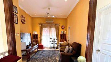 Gambar 5 Rumah 2 Lantai Bagus Furnished di Gg H Bontong , Jakarta Selatan