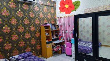 Gambar 4 Dijual Rumah 2 Lantai Semi Furnished di Duta Harapan, Bekasi