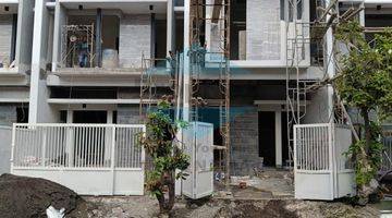 Gambar 1 Dijual Rumah Tenggilis Model Scandinavian (A+B)