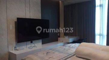 Gambar 4 Apartement The Kensington Royal Suites 3 BR Furnished