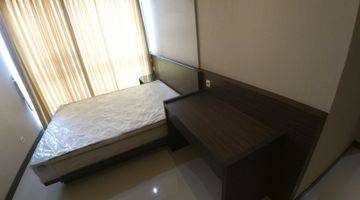 Gambar 5 Apartemen St. Moritz, Luas 134 m , Furnished Bagus  