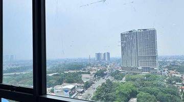 Gambar 4 Disewakan Apartemen Collins Boulevard Collins Boulevard