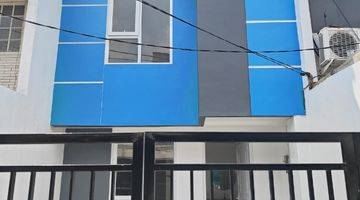 Gambar 1 Dijual Rumah 2 Lantai Furnished di Kelapa Molek Kelapa Gading