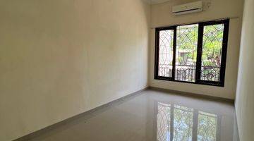 Gambar 2 Rumah Citraland Eastwood Minimalis row Jalan 12 Meter 