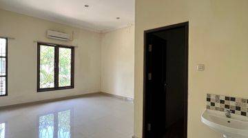 Gambar 4 Rumah Citraland Eastwood Minimalis row Jalan 12 Meter 