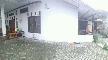 Gambar 2 Rumah induk,ada kosan,seharga tanah,depan Unindra,ps rebo,langka