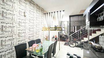 Gambar 3 Dijual Villa Komplek Grand Legian Jalan Kapten Muslim Medan