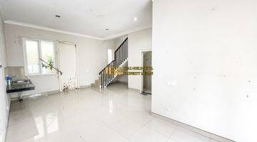 Gambar 1 Dijual Villa di Komplek Citraland Gama City Cluster Maldives Medan