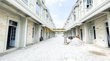 Gambar 3 Dijual Town House Komplek Harmoni Regency Jalan Bono Medan