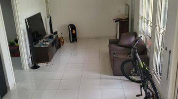 ruang keluarga rumah bsd anthea rapi strategis