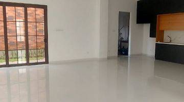 ruang makan rumah baru bsd design istimewa
