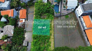 Gambar 1 Tanah 261m2 di Semer Kerobokan View Sawah , Lingkungan Villa