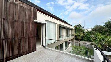 Gambar 5 Brand New 3 Bedrooms Villa 300m² di Gedong Sari Nusa Dua Bali