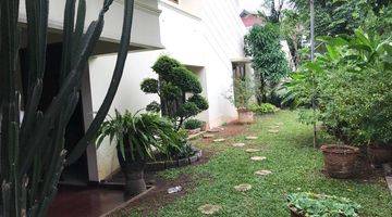 tampak depan rumah elit asri siap huni