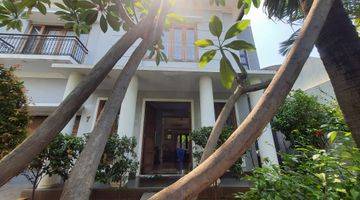tampak depan rumah bagus siap huni di
