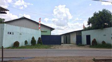 tampak depan gudang workshop murah strategis jl.