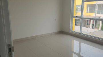 Gambar 5 Rumah Sedayu City klp gading 6x12,5 2lt 2+1kmr,Gress baru.