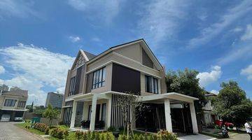 Gambar 1 Rumah Hoek Eyecathing Di Eminent Bsd