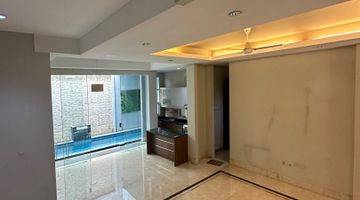 Gambar 2 For Rent Rumah di Pondok Indah 2 lantai dengan swimmimg pool 